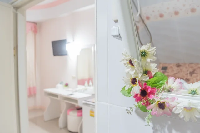 Guest room interior — Wiang Phumin Hotel